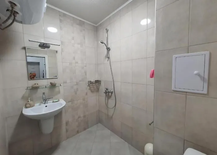 Neptun-green 公寓 *